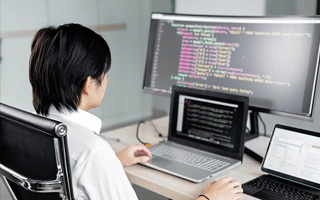 景德镇 ,php声明和调用变量的符号是什么？